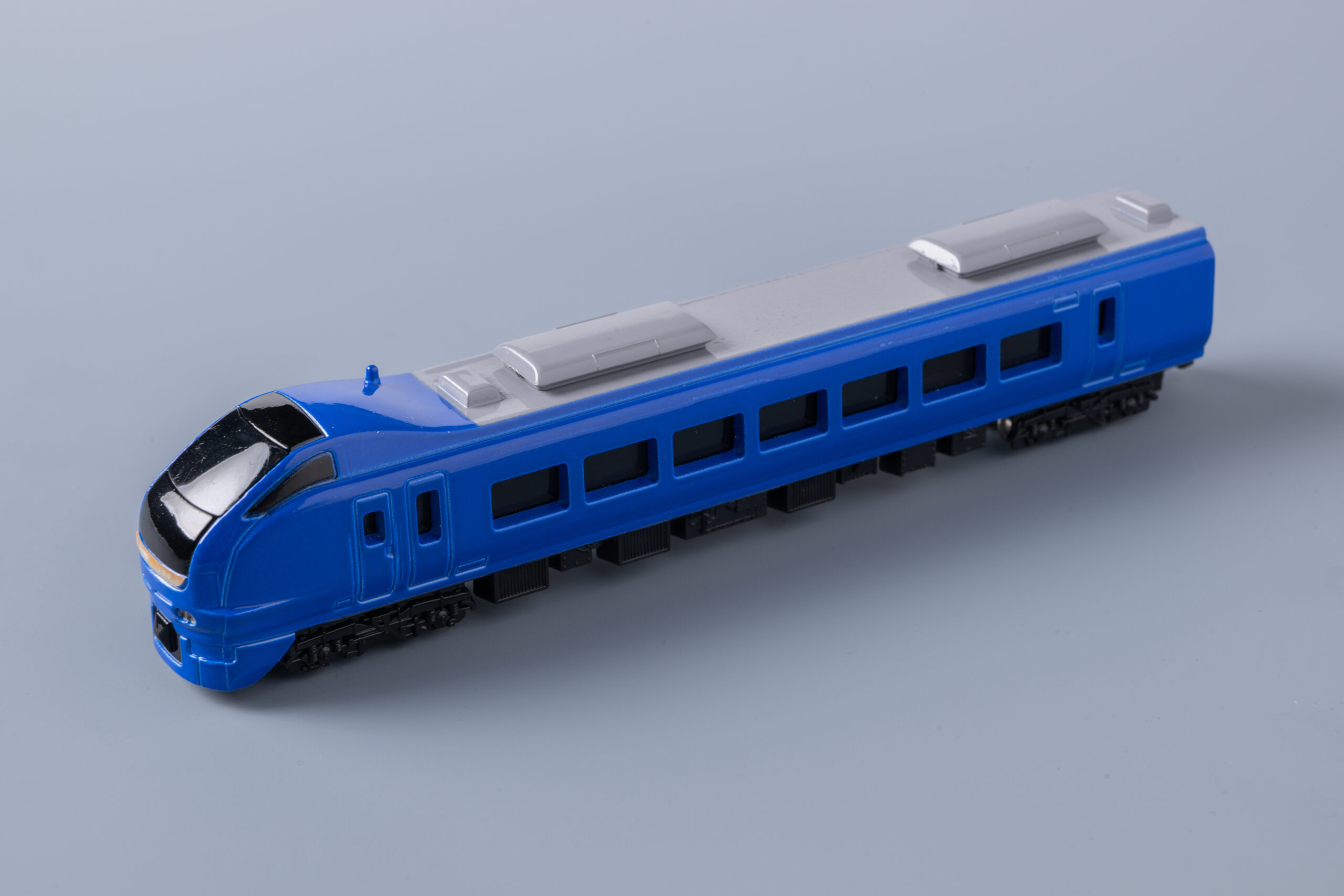 E653系いなほ(瑠璃色)